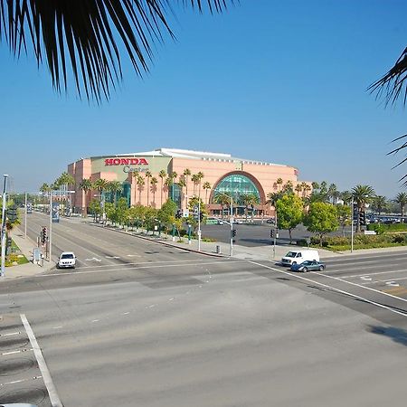 Ayres Hotel Anaheim Extérieur photo